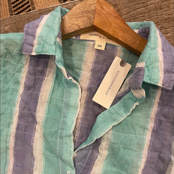 Anthropologie Cloth & Stone Clean Button Down. - Picture 6 of 7